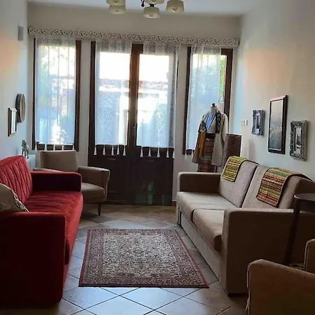 Holiday home κυανον παραδοσιακή μονοκατοικία στην Florina
