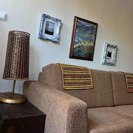 κυανον παραδοσιακή μονοκατοικία στην * Florina
